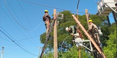Importantes trabajos para mejorar la red de distribución en el interior de la provincia